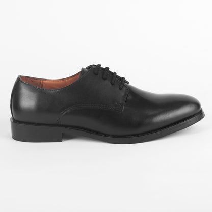 Side view of Blucher Classic Executive black leather Blucher shoe